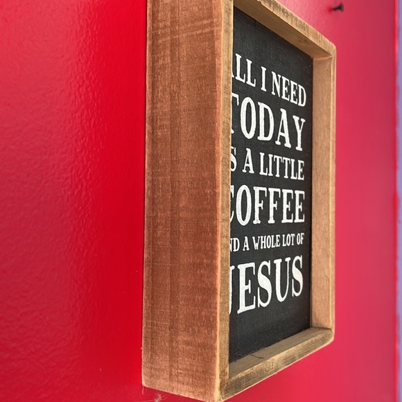 Shelf sitter or wall decor - Picture 2 of 4